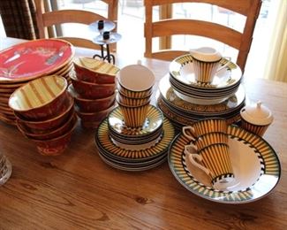 Tracy Porter “Artesian Road” dinner plates & bowls
Sasaki  dinnerware “Mazarin” by Corin Colomboe Service for 6
