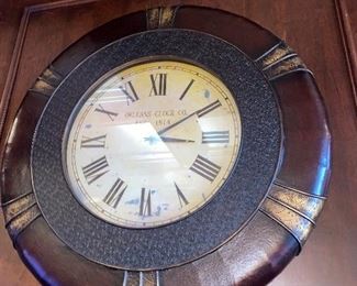 ROUND CLOCK