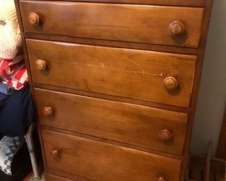Kroehler chest of drawers