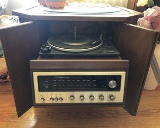 Vintage Magnavox record player/radio cabinet....