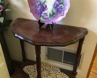 Occasional table