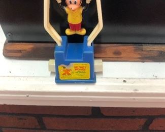 Toy working Mickey 
