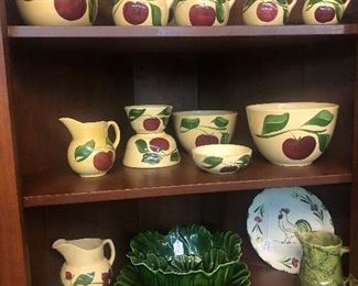 Watt pottery pitchers and deep bowls 