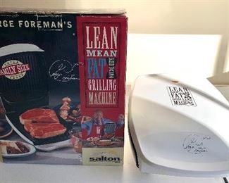 George foreman’s lean mean fat reducing grilling machine: very good condition and includes all parts and pieces: $25