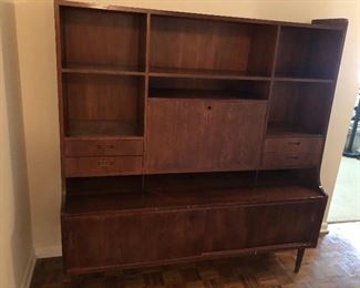 Mid Century desk closed 