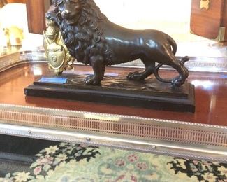 Antique bronze lion