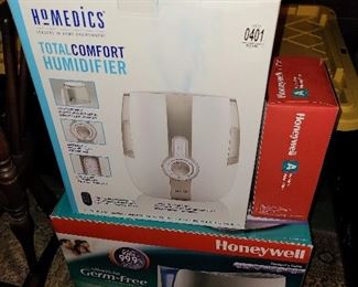 Lot #401 - Humidifiers - $50
