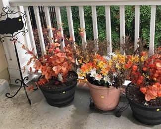 We have oodles and oodles of porch and patio decor