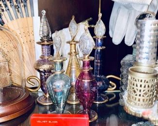 BEAUTIFUL HAND BLOWN VINTAGE PERFUME BOTTLES