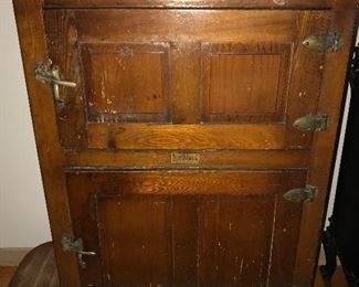Antique ice box $150.00  (pick up only)