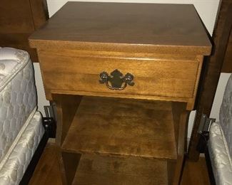 Ethan Allen nightstand $38.00 (pick up only)