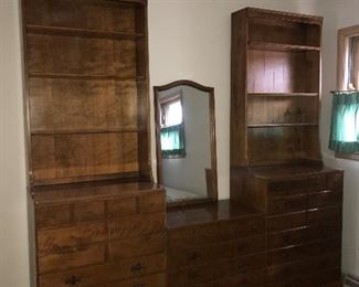 Ethan Allen dresser set with mirror $275.00 (pick up only)