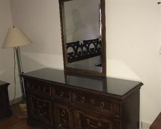 Thomasville dresser with mirror $85.00 (pick up only)