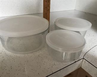 Frigoverre glass bowl set $12.00