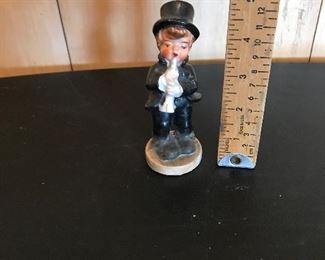 Japan figurine $5.00