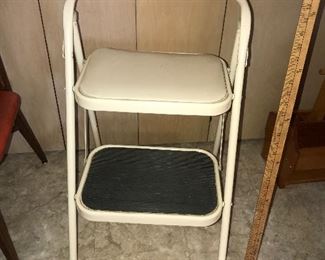 Step stool $8.00 (pick up only)
