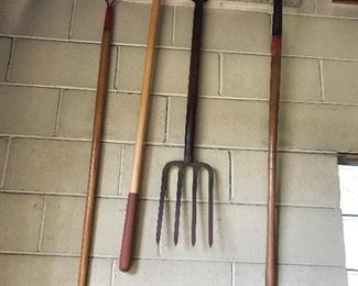 Yard tools $4.00 each (pick up only)