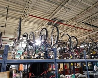 Assorted vintage bikes