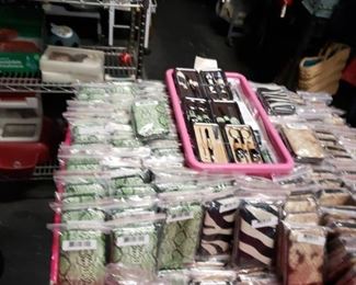 NOS Designer 6 pc nail kit in case 3 styles