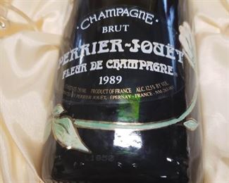 Vintage collectible 1989 Champagne Perrier Jouet gift set