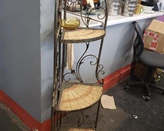 Corner Metal & wicker fold-up display cabinet