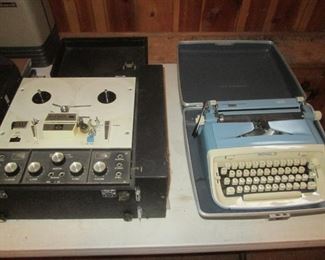Reel to Reel, Royal Safari Typewriter