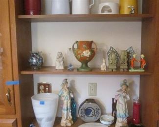 Roseville 147-8" Pottery Vase $50.