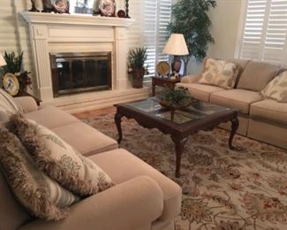 Huntington House Couches from Star Furniture