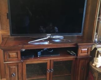 55" Samsung Flatscreen & TV Stand