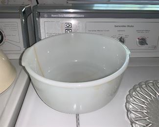 Photo Inv #100 - Glass Bowl - $7 - Damaged 