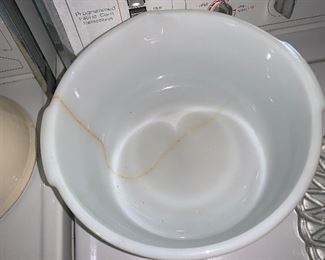 Photo Inv #100 - Glass Bowl - $7 - Damaged 