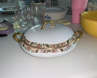 Photo Inv #143  Covered Casserole $10 