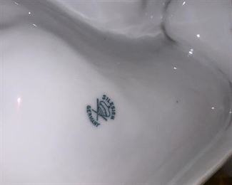 Photo Inv #178  Handled Platter - $10 