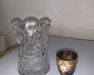 Photo Inv #179  Small Vase - $5  - cordial for scale 