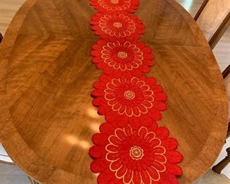 Photo Inv #215 -Table Runner - $8
