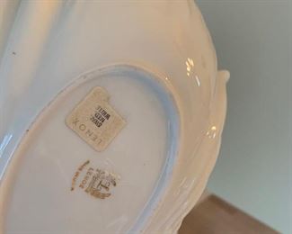 Photo Inv #219 -Lenox Swan- $10