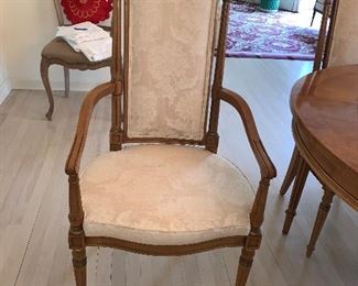 Photo Inv #237- Dining Table & Chairs - $450