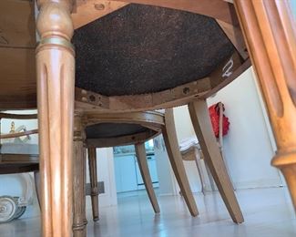 Photo Inv #237- Dining Table & Chairs - $450