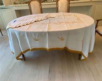 Photo Inv #260  - Table Linens $30 