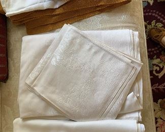 Photo Inv #262  - Table Linens - Make an offer 
