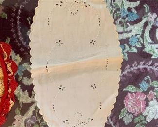 Photo Inv #266  - Doilies - Make an Offer 