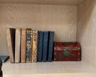 Photo Inv #312 - Box - $15 / Books Make an offer  - B