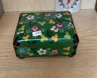 Photo Inv #30 - Green Box - Floral Motif - $10