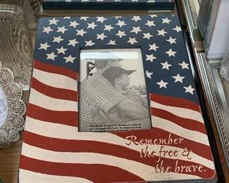 Photo Inv 11 Frames are priced $2-$5 ea. - Please contact to make offers 