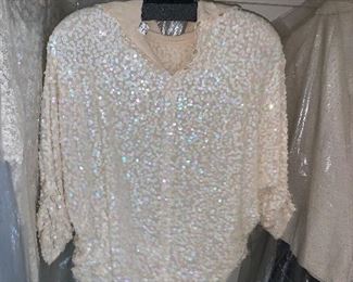 Photo Inv #356 Ladies Clothing $1-$10 / Size 0-2 