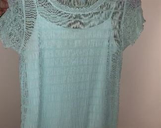 Photo Inv #358 Ladies Clothing $1-$10 / Size 0-2 