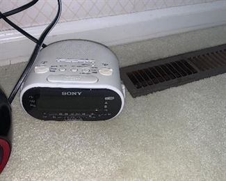Photo Inv #398 Clock Radio $5