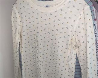 Photo Inv #411 Clothing  $1-$10 Petite Sizes 0-4 