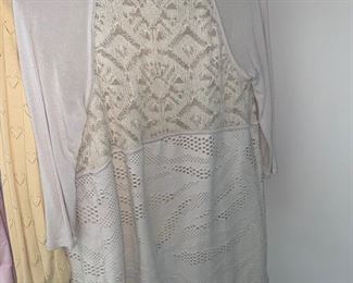 Photo Inv #422 Clothing  $1-$10 Petite Sizes 0-4 