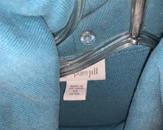 Photo Inv #424 Clothing  $1-$10 Petite Sizes 0-4 